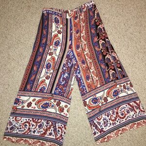 Forever 21 boho gaucho pants size small